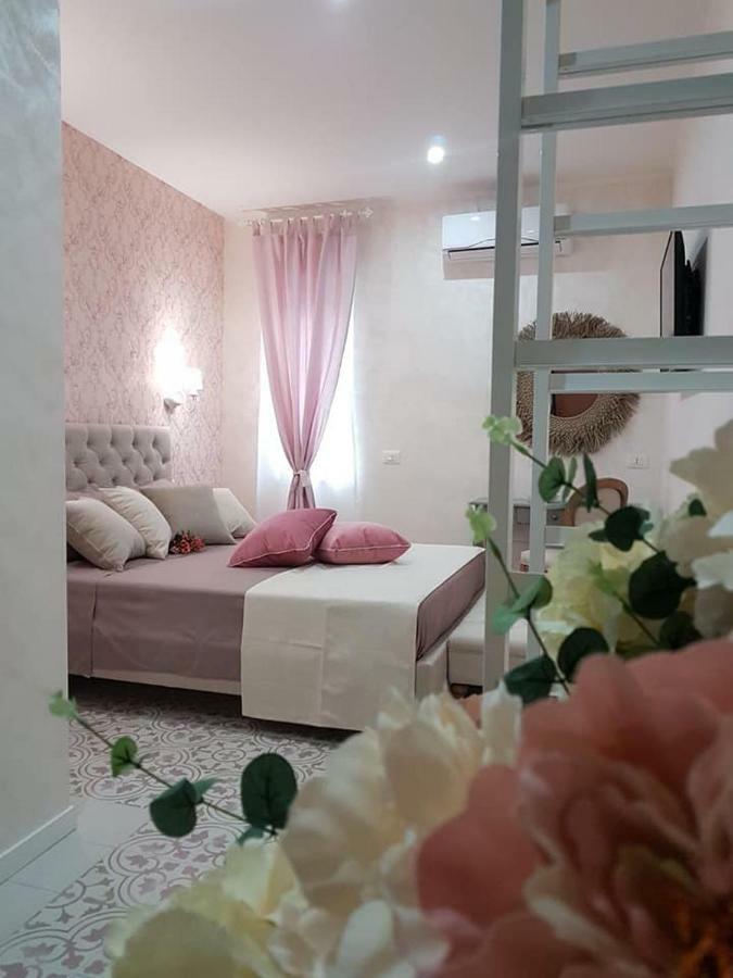 Affitta Camere Da Nonna Maria ليزينا المظهر الخارجي الصورة